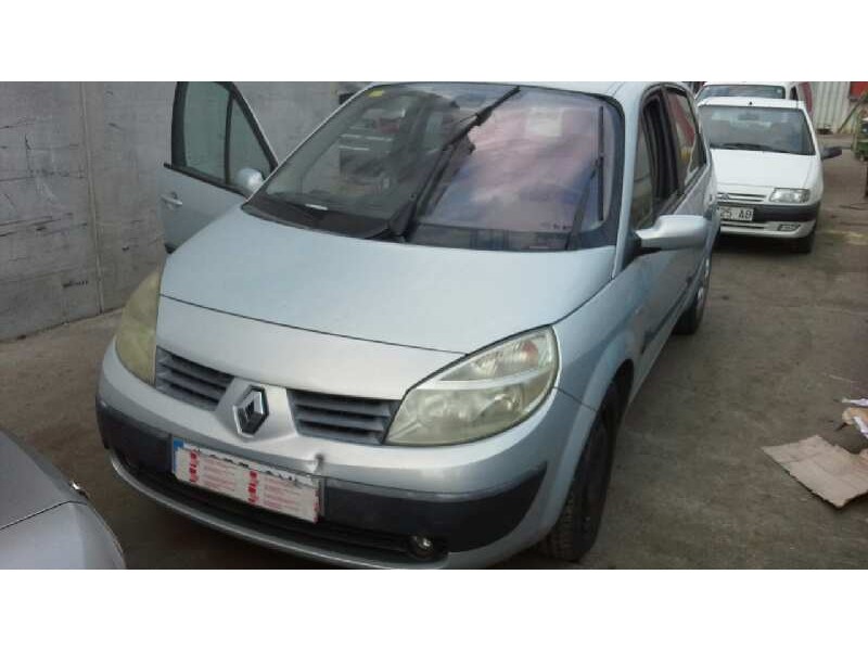 renault scenic ii del año 2003