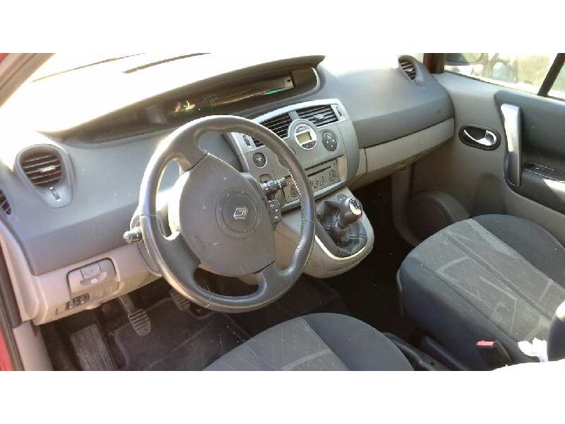 renault scenic ii del año 2005
