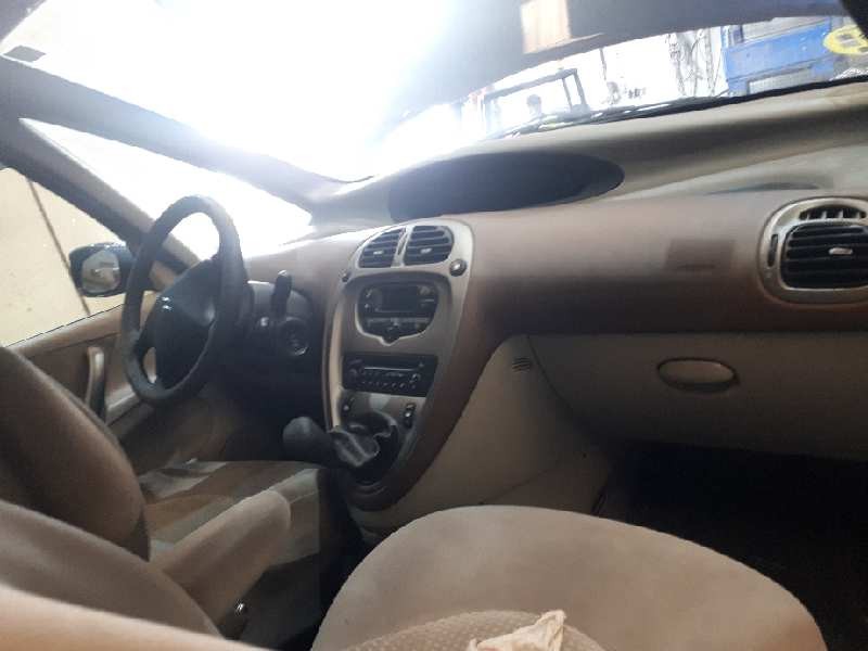 citroën xsara picasso del año 2003