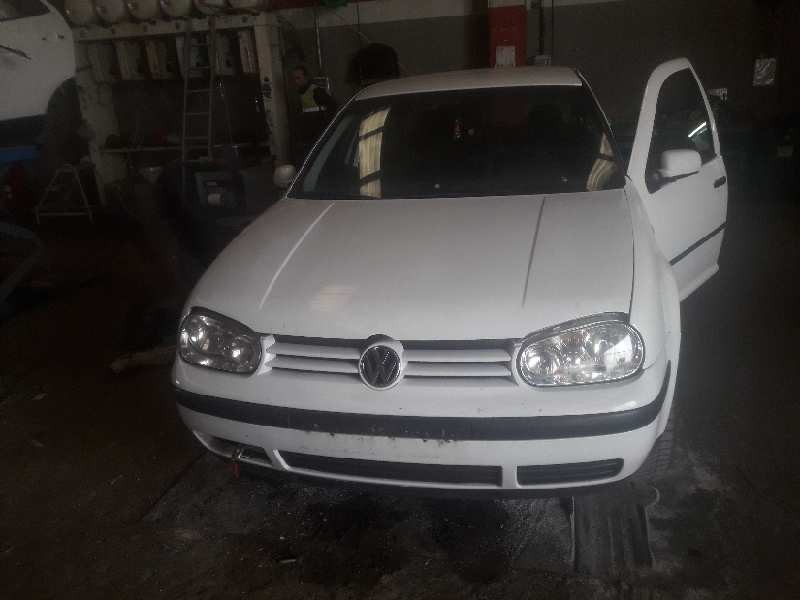 volkswagen golf iv berlina (1j1) del año 1999
