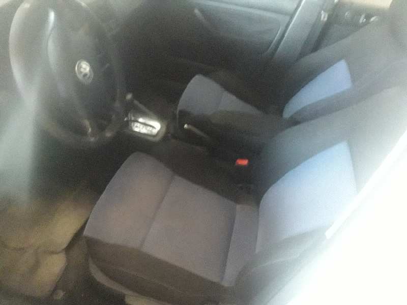 volkswagen golf iv berlina (1j1) del año 1999