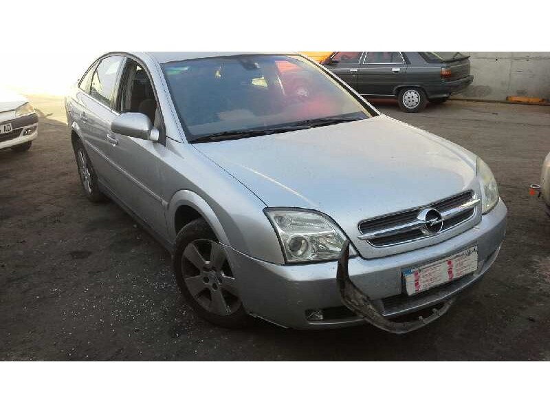 opel vectra c berlina del año 2005