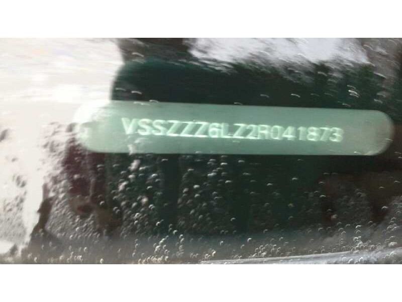 seat ibiza (6l1) del año 2002