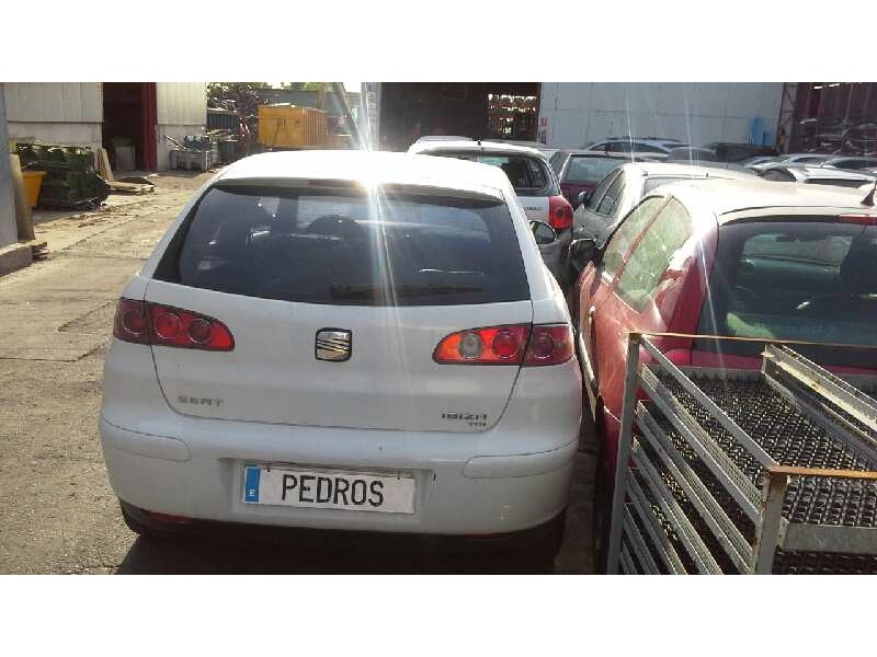 seat ibiza (6l1) del año 2004