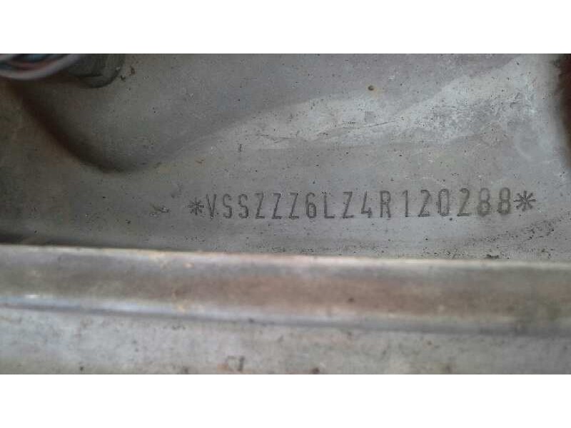 seat ibiza (6l1) del año 2004