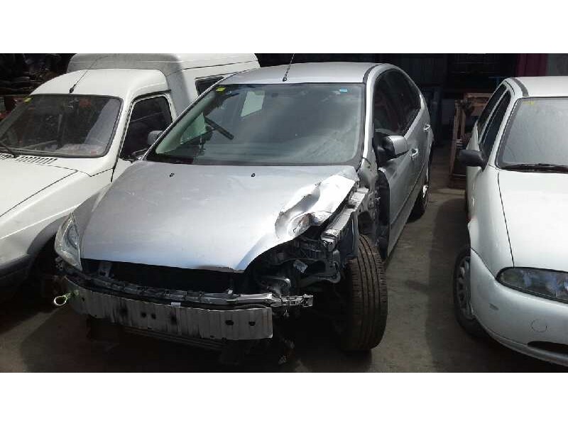 ford focus berlina (cap) del año 2006