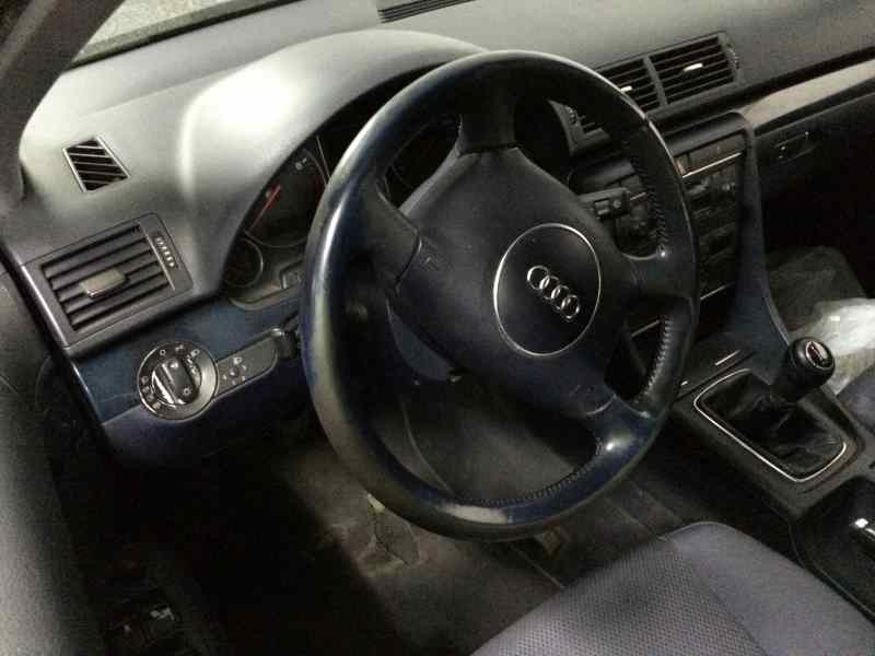 audi a4 berlina (8e) del año 2002