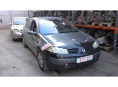 renault megane ii classic berlina del año 2004