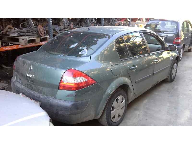 renault megane ii classic berlina del año 2004