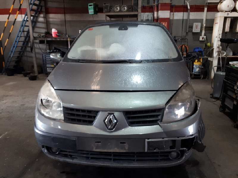 renault scenic ii del año 2003