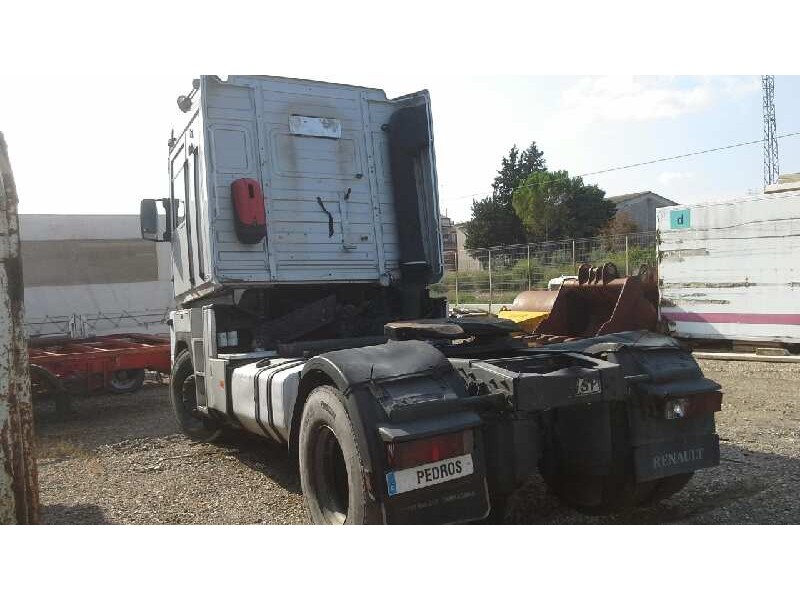 renault magnum del año 2003