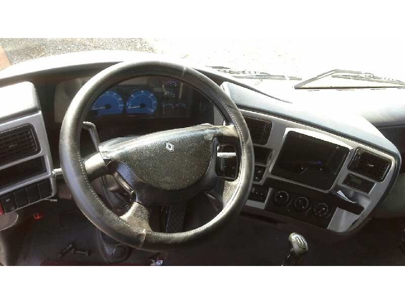 renault magnum del año 2003