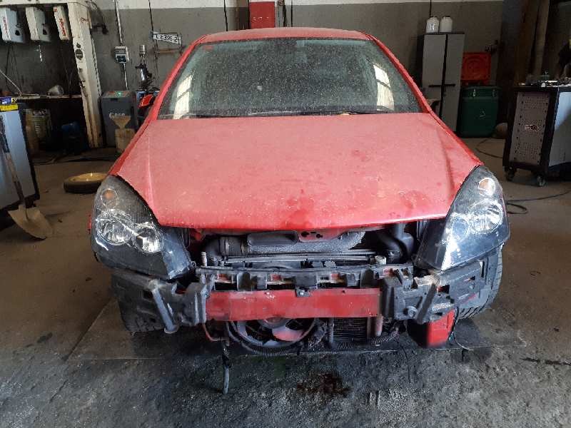 opel astra h berlina del año 2005