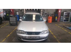 opel vectra b berlina del año 2002
