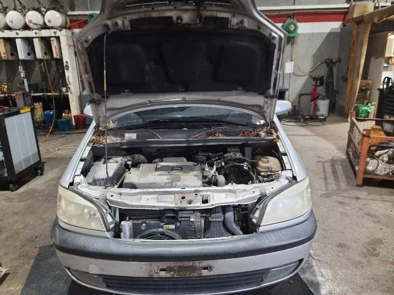 opel zafira a del año 2002