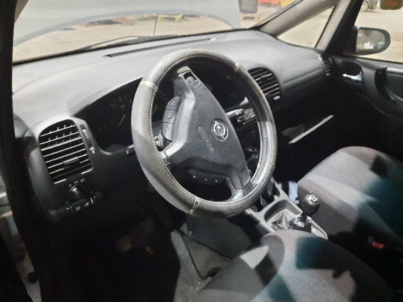 opel zafira a del año 2002