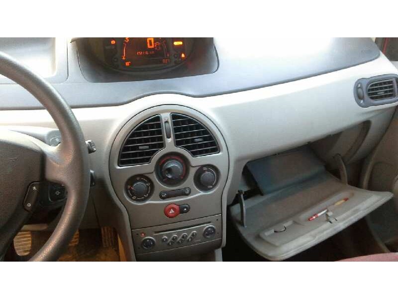 renault modus del año 2005