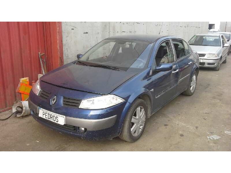 renault megane ii classic berlina del año 2004