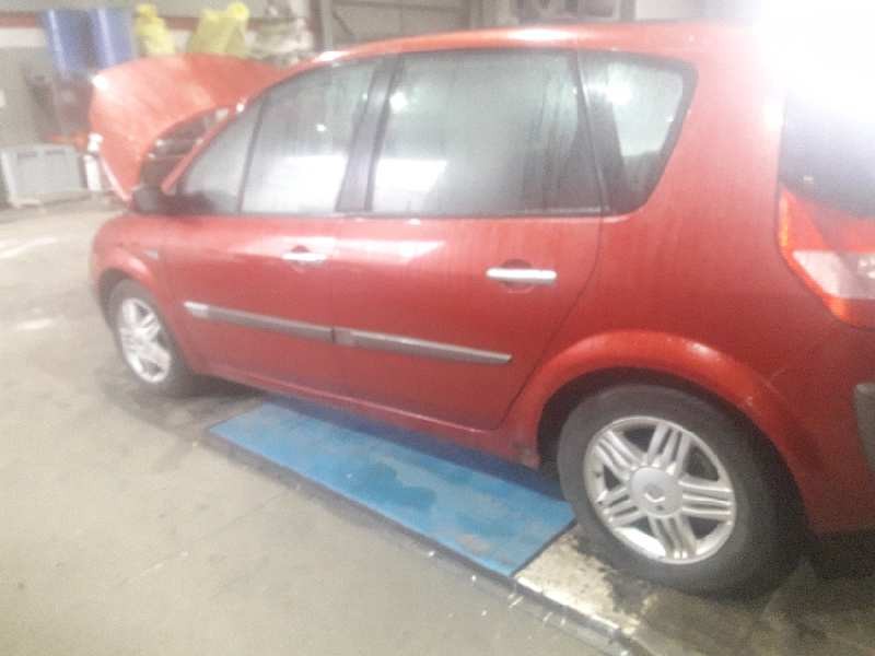 renault scenic ii del año 2004