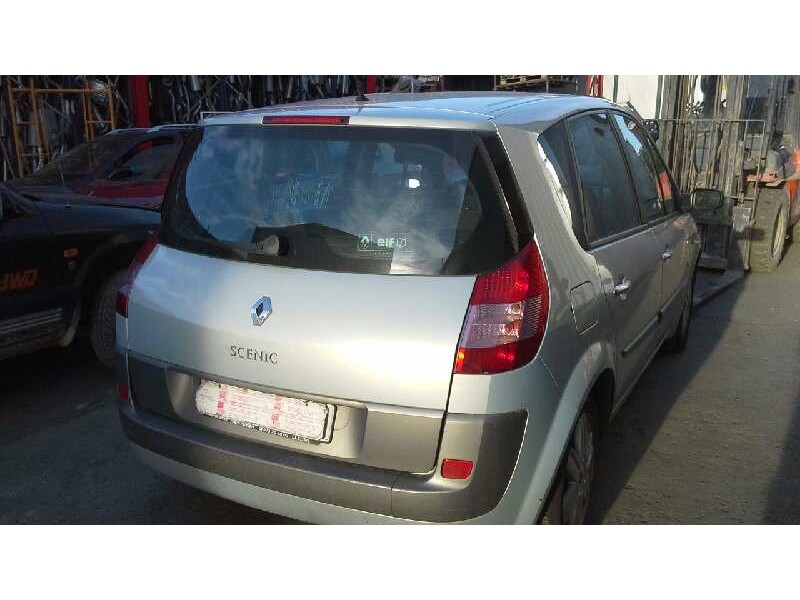 renault scenic ii del año 2004