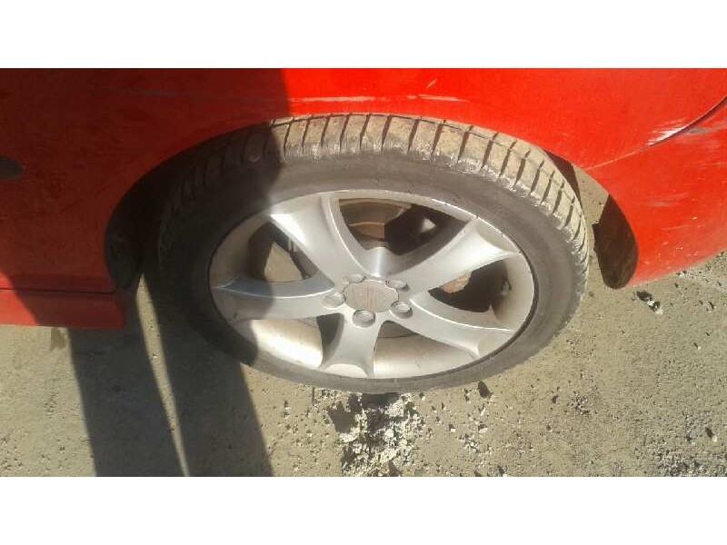 seat ibiza (6l1) del año 2008