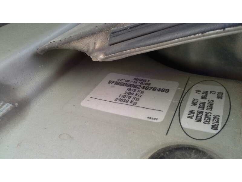 renault laguna ii (bg0) del año 2001