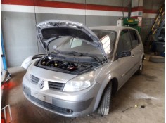 renault scenic ii del año 2004