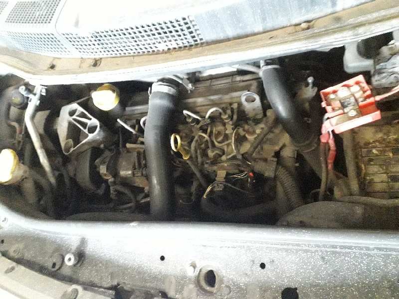 renault scenic ii del año 2004