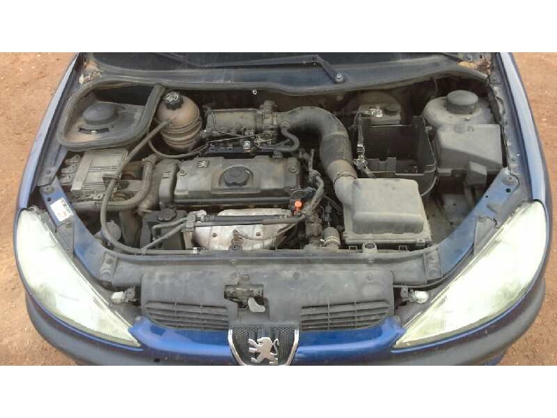 peugeot 206 berlina del año 2002