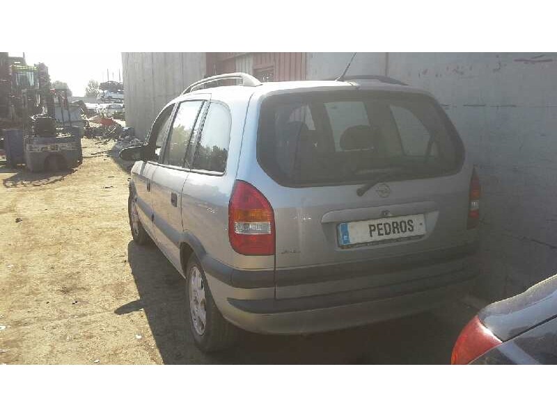 opel zafira a del año 2001