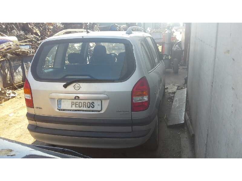 opel zafira a del año 2001