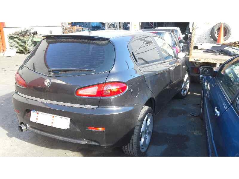 alfa romeo 147 (190) del año 2000