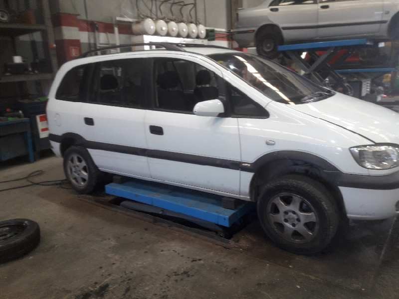 opel zafira a del año 2002