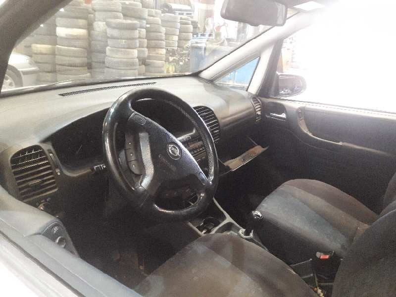 opel zafira a del año 2002
