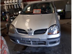 nissan almera tino (v10m) del año 2001