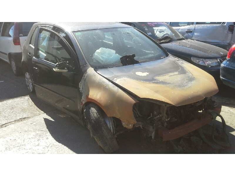 volkswagen golf v berlina (1k1) del año 2008