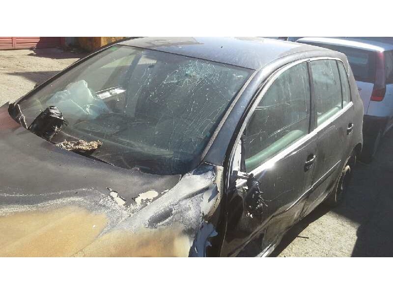 volkswagen golf v berlina (1k1) del año 2008