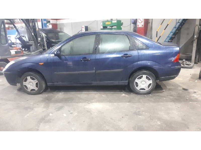 ford focus berlina (cak) del año 2003