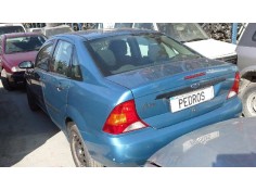 ford focus berlina (cak) del año 2001