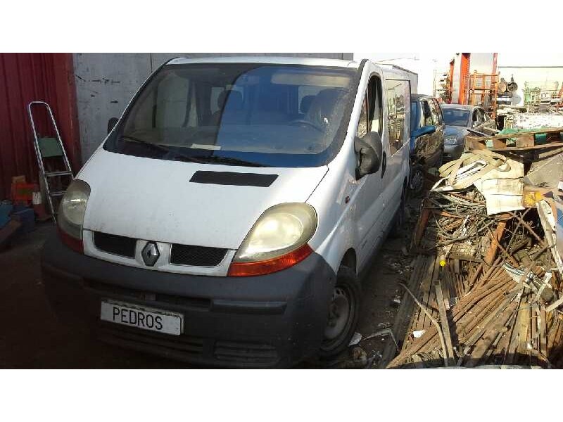 renault trafic combi (ab 4.01) del año 2002