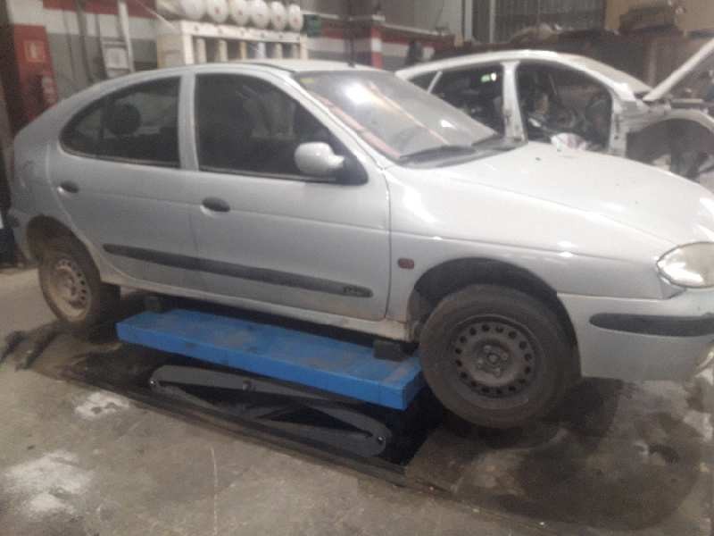 renault megane i fase 2 berlina (ba0) del año 2002