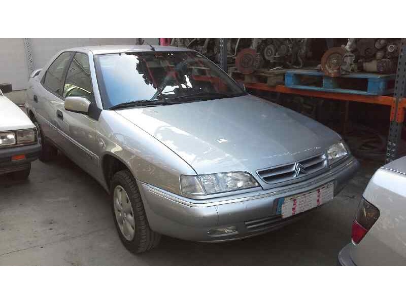 citroën xantia berlina del año 2000