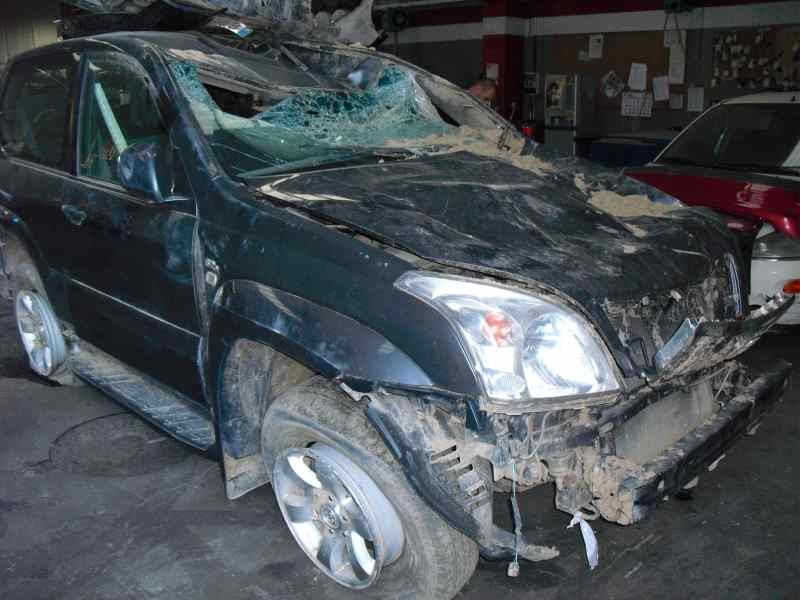 toyota land cruiser (j12) del año 1950