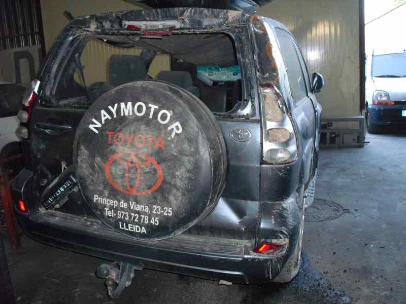 toyota land cruiser (j12) del año 1950