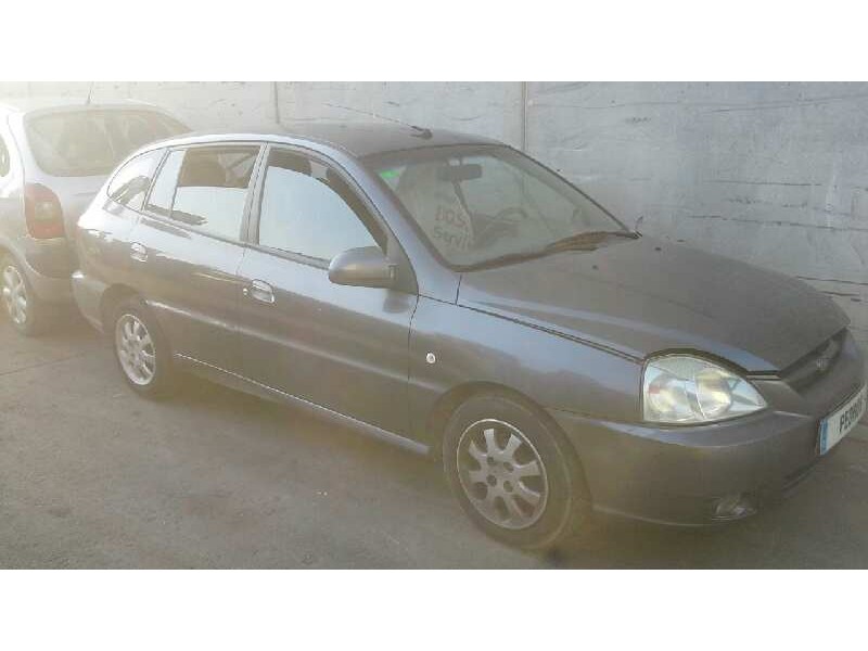 kia rio del año 2004