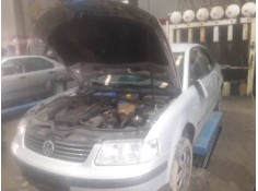 volkswagen passat berlina (3b2) del año 2000 2