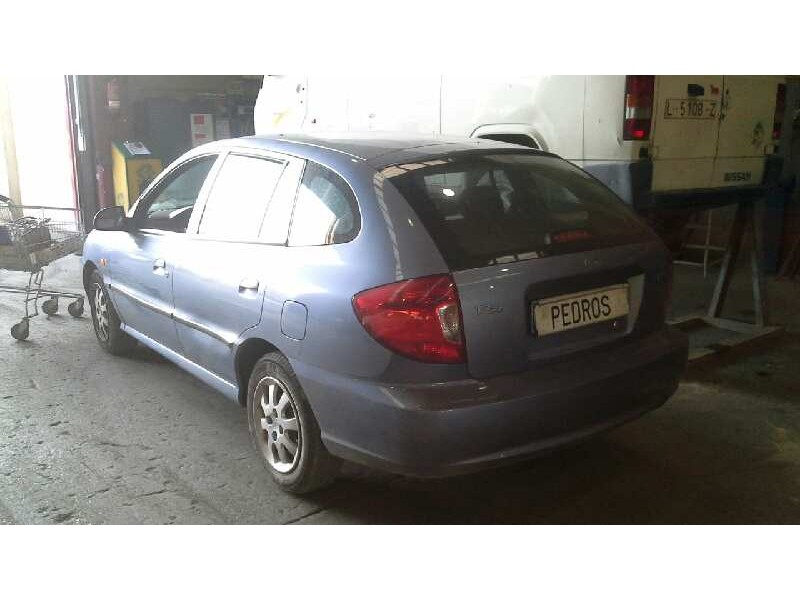 kia rio del año 2003