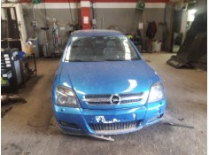 opel vectra c berlina del año 2004