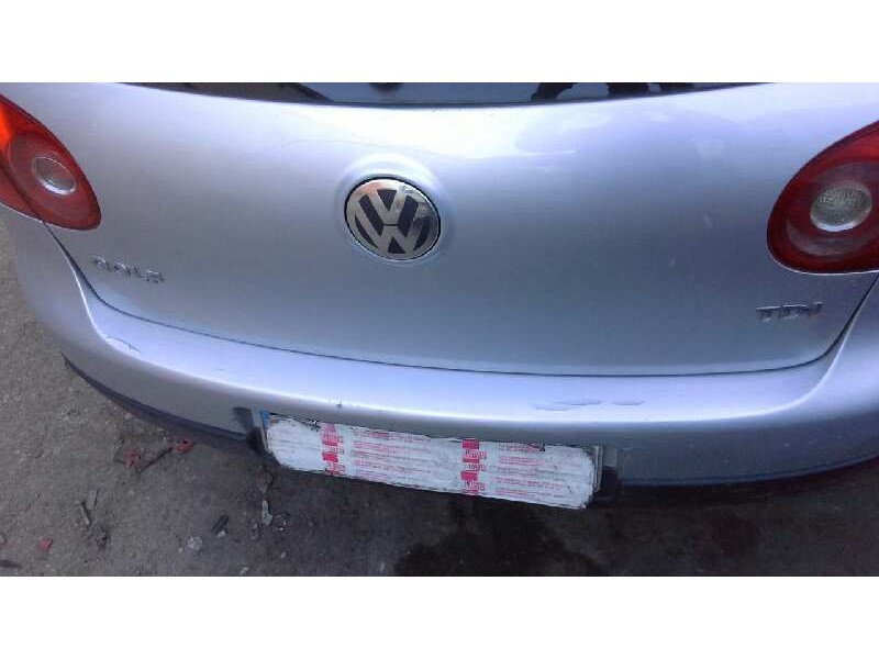 volkswagen golf v berlina (1k1) del año 2004