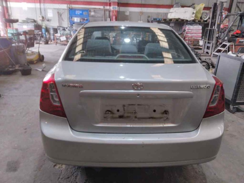 daewoo nubira berlina del año 2003